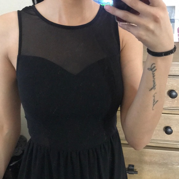 Dress - Picture 2 of 5